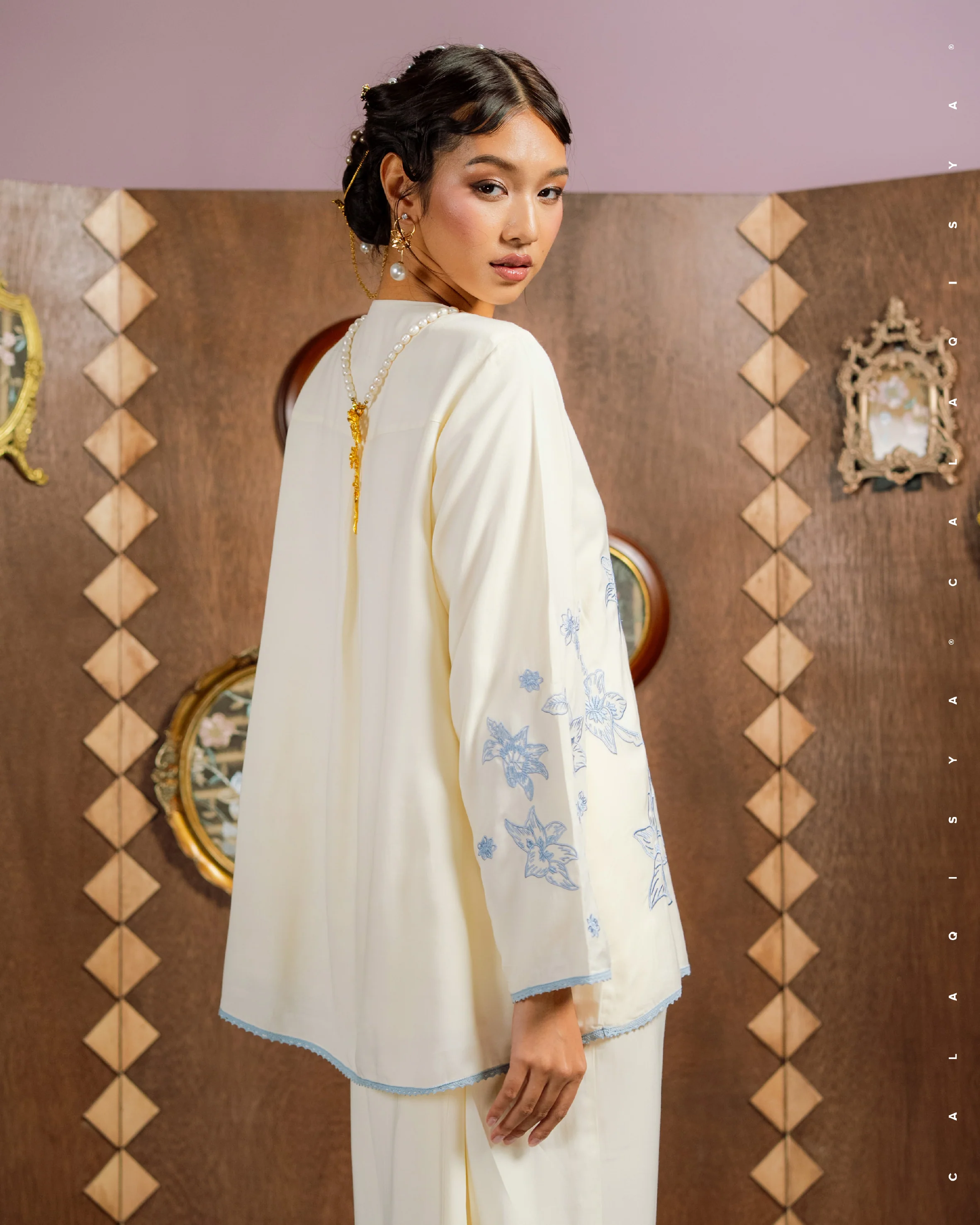 AKAAR HALA IN MARSHMALLOW (FULLY LINED) - Image 3