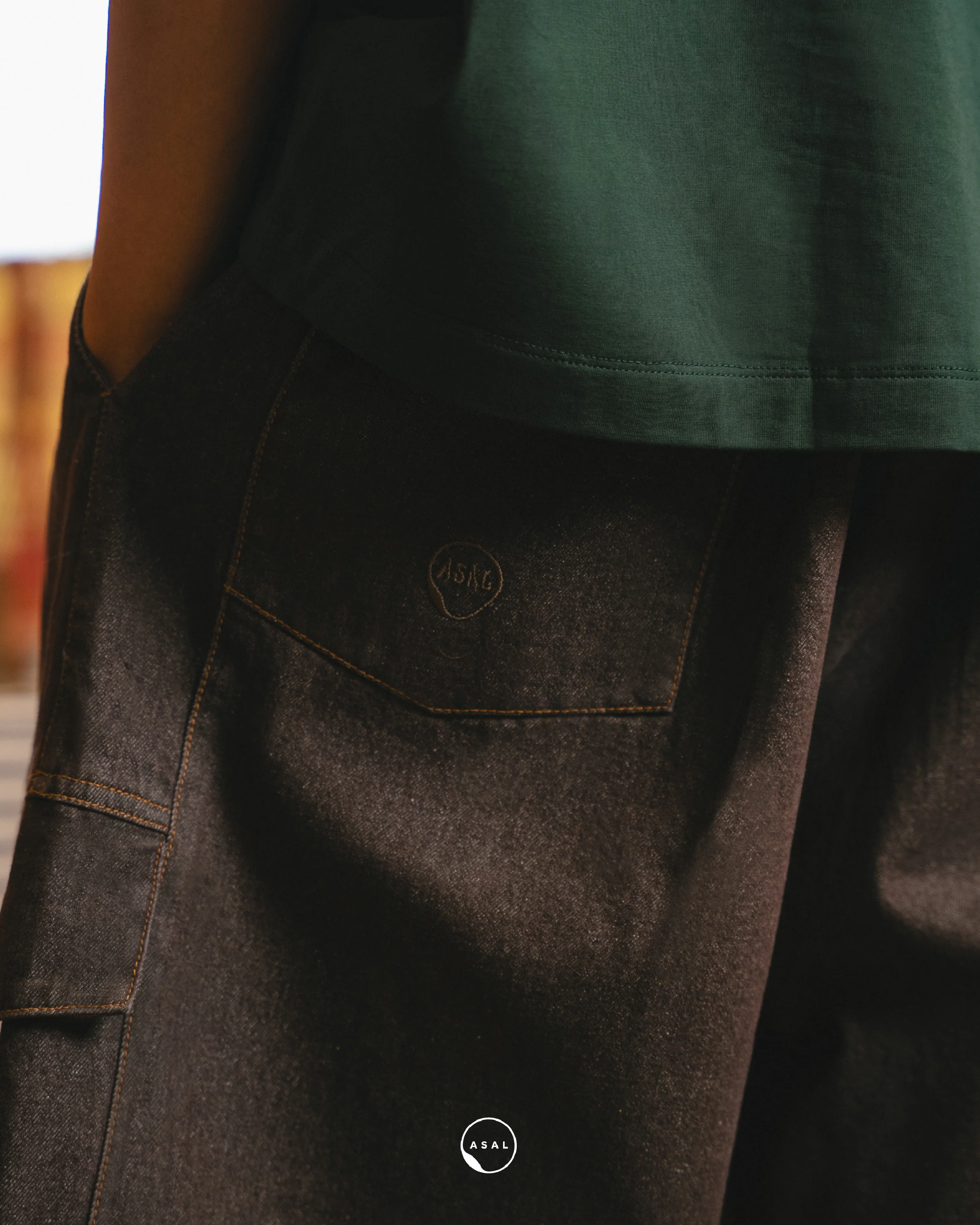 ASAL JEANS JORTS IN FRENCH ROAST - Image 2