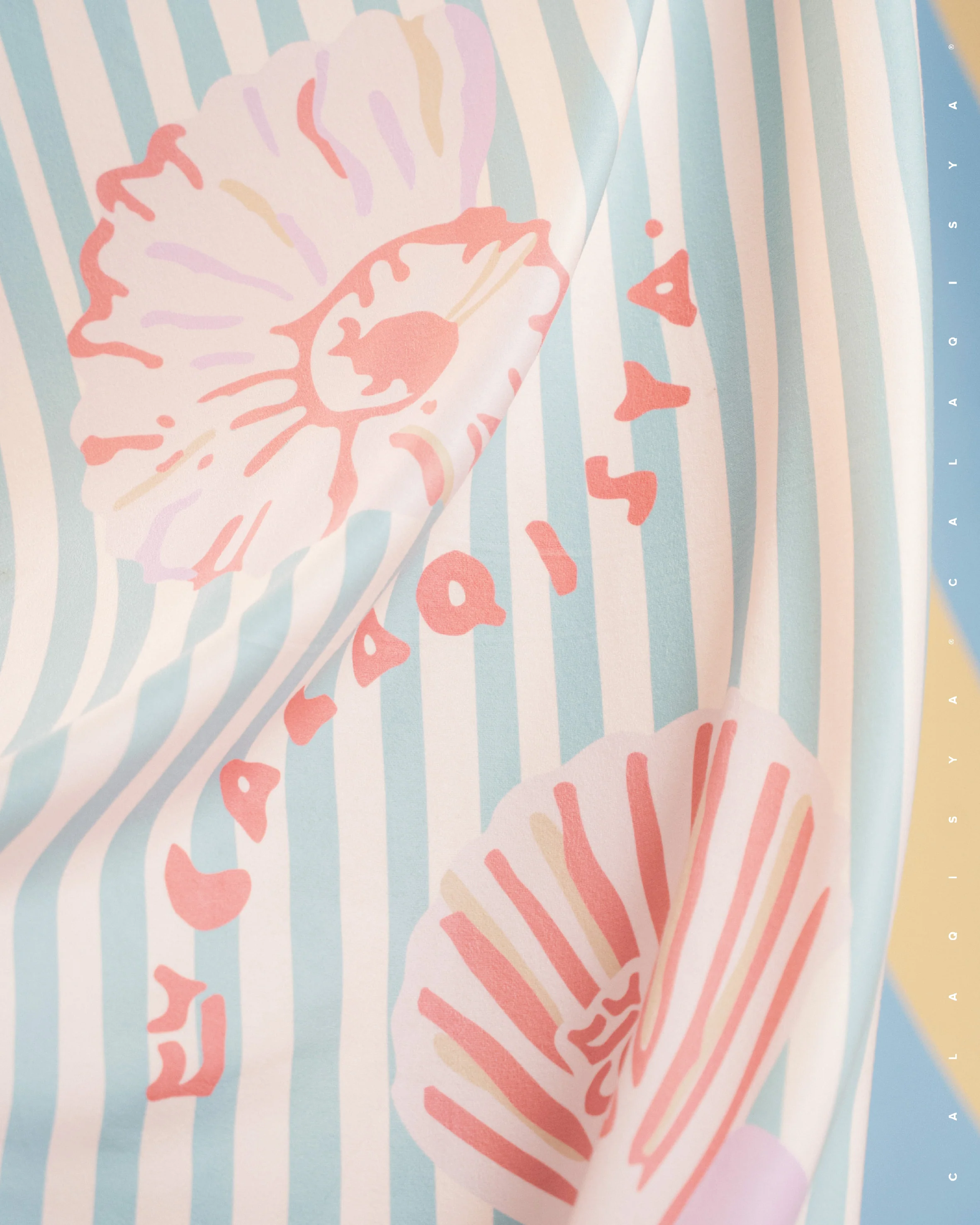 BAYU FLUFF (BEACH TOWEL) IN A - Image 2