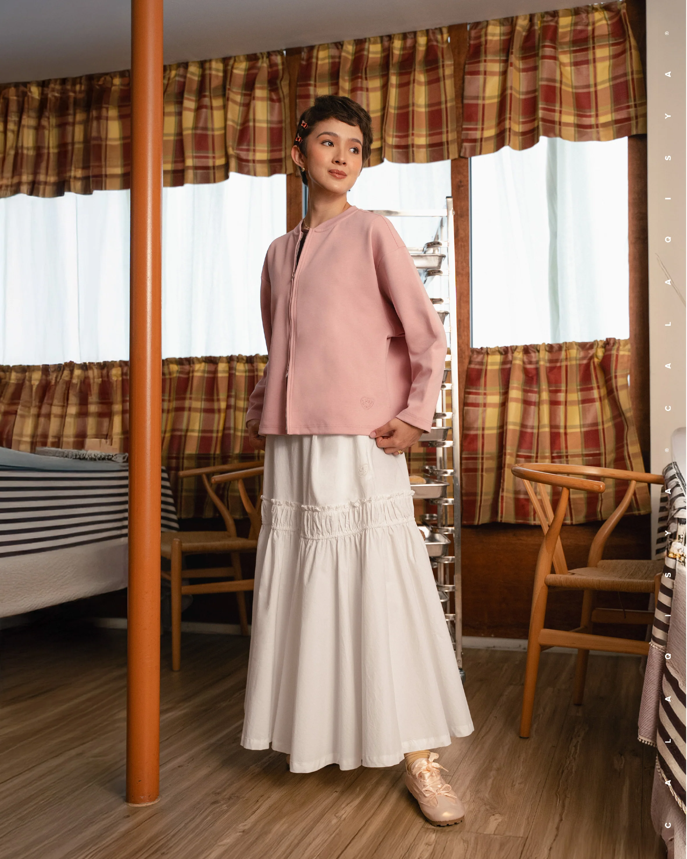 BFSCT PASTRY SKIRT IN OFF WHITE (FULLY LINED) - Image 3