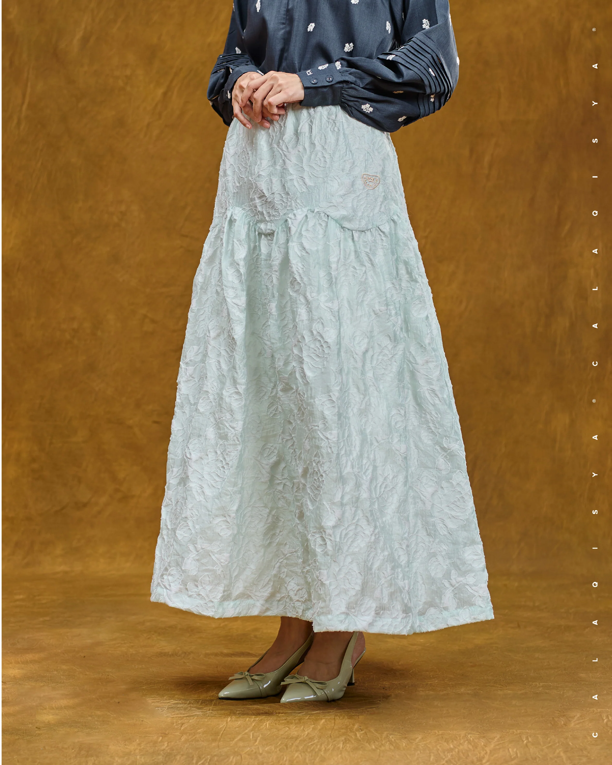 BURROW SKIRT IN SUMMER SHOWER (FULLY LINED)