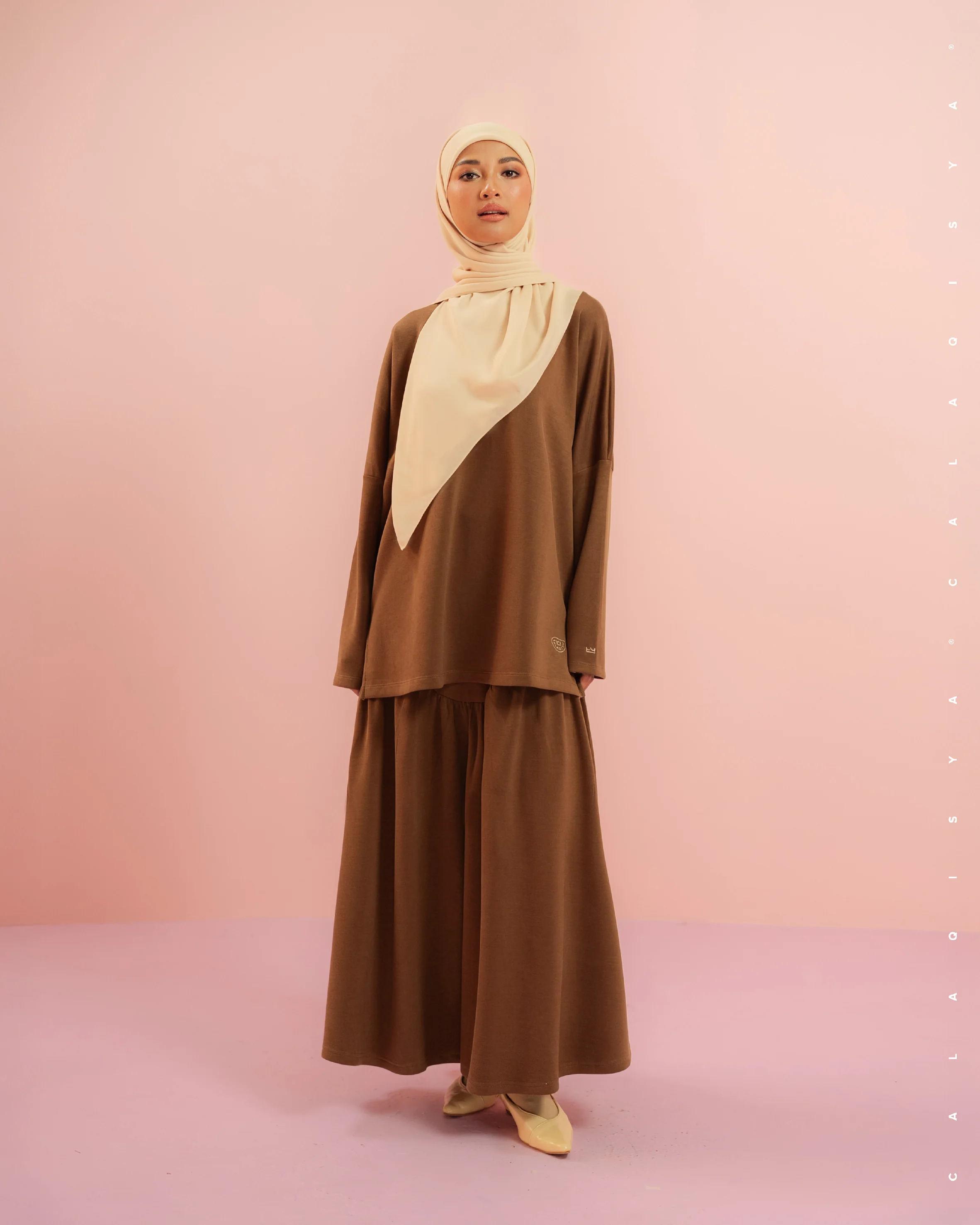 CAILY RUSH SKIRT IN TOFFEE - Image 3