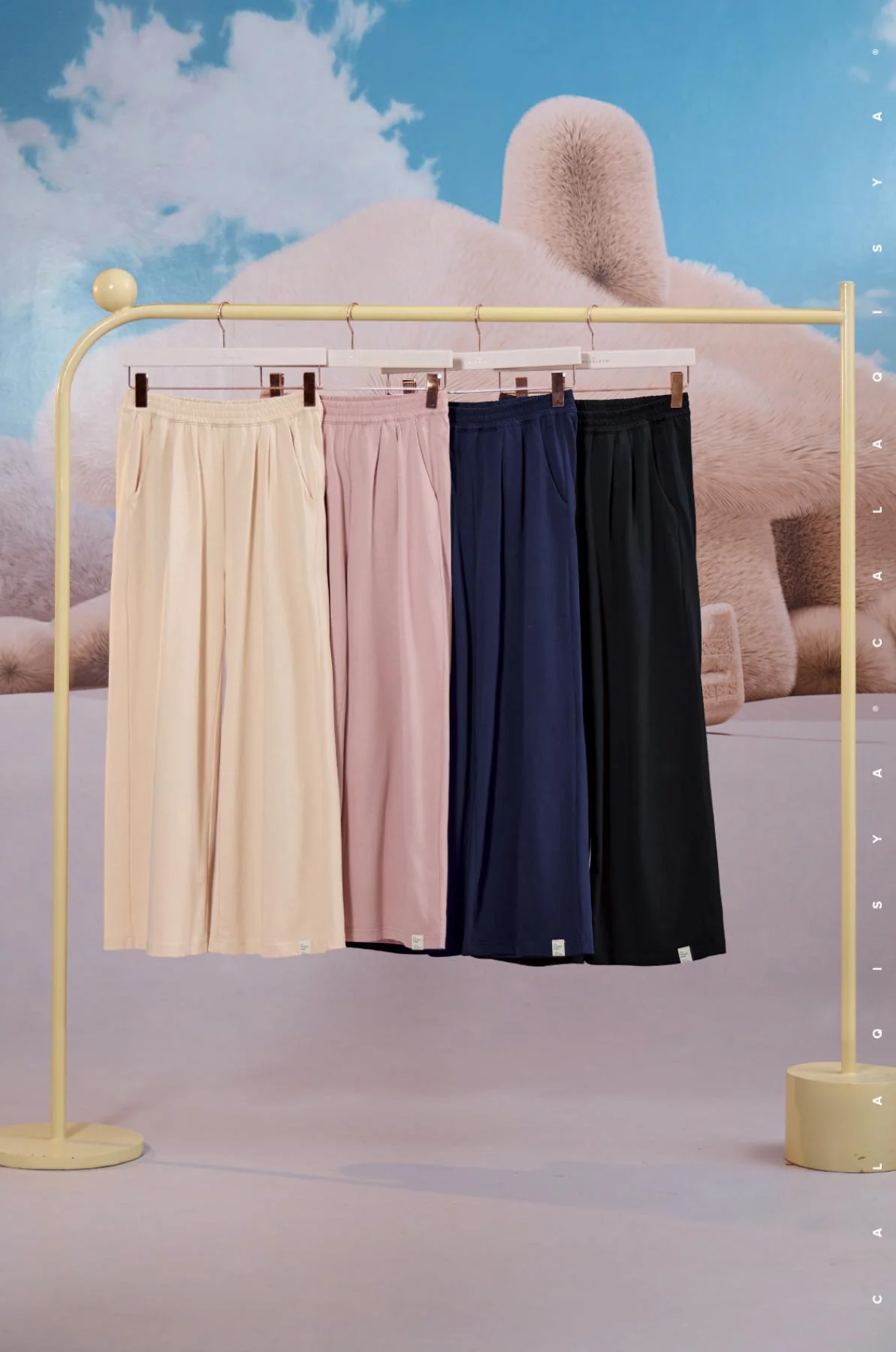 COMFORTWEAR BREATHE: STRAIGHT PANTS IN PARFAIT PINK - Image 4