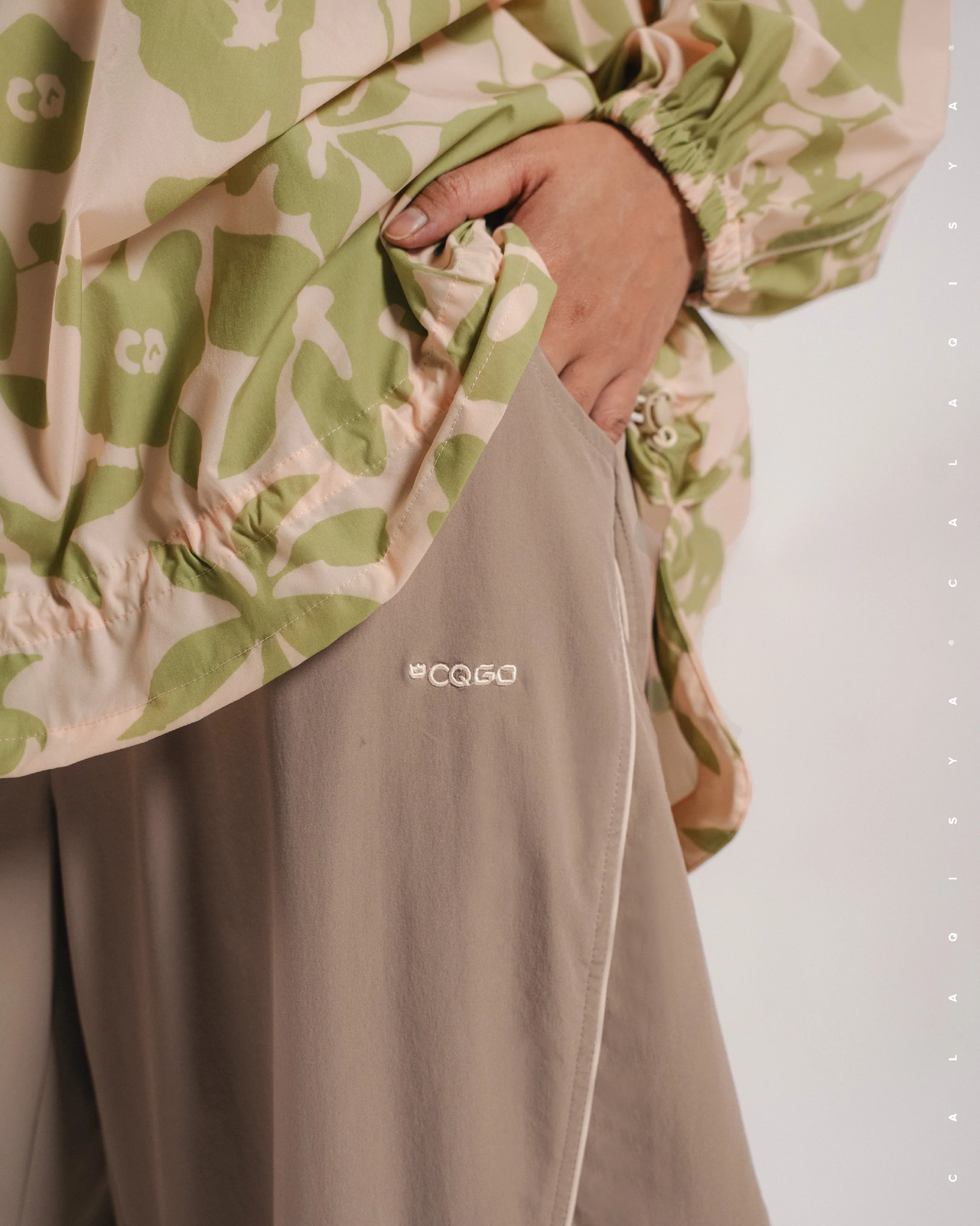 CQ GO FLOW PANTS IN FOSSIL - Image 4