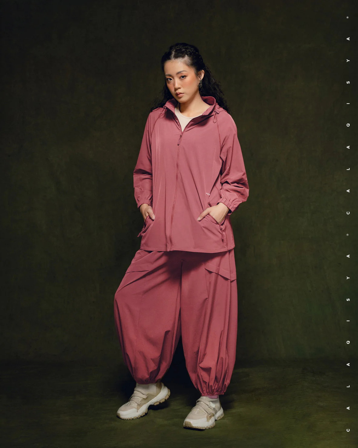 CQ GO : SHOOT WINDBREAKER IN DESERT ROSE - Image 3