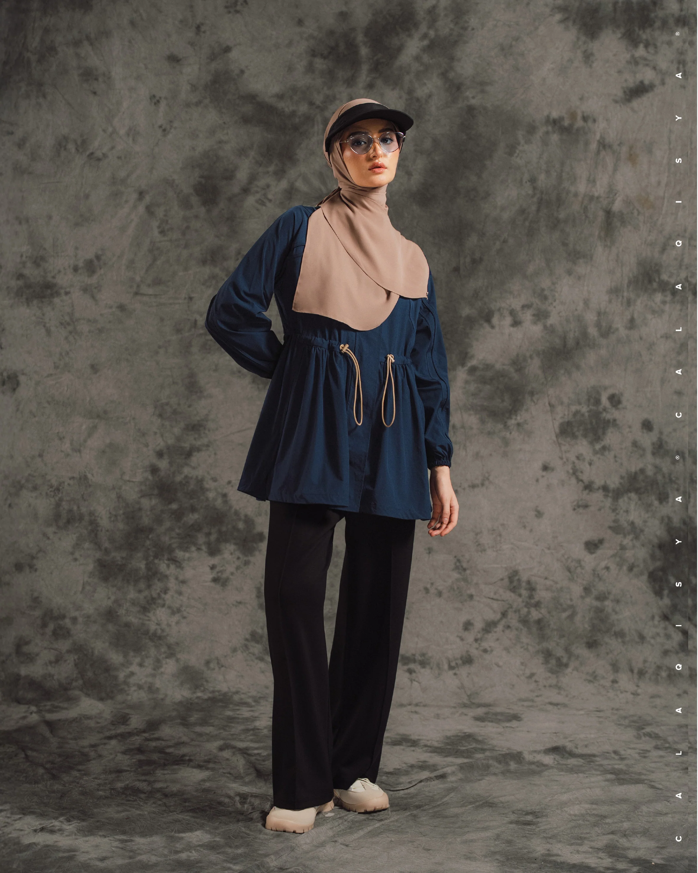 CQ GO : WALK TAPERED PANTS IN EVENING BLUE - Image 3