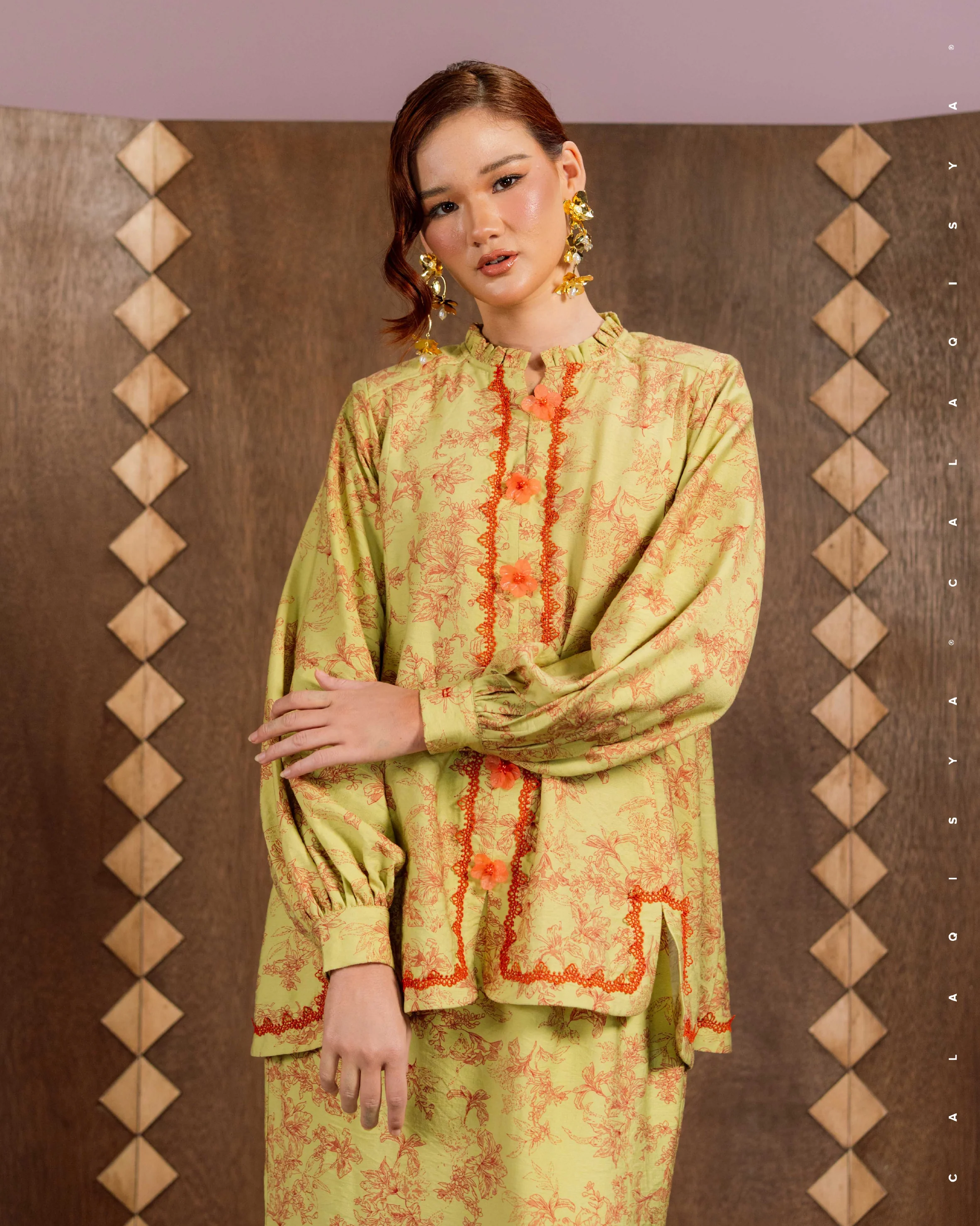 LEYA IN PALM - Image 3