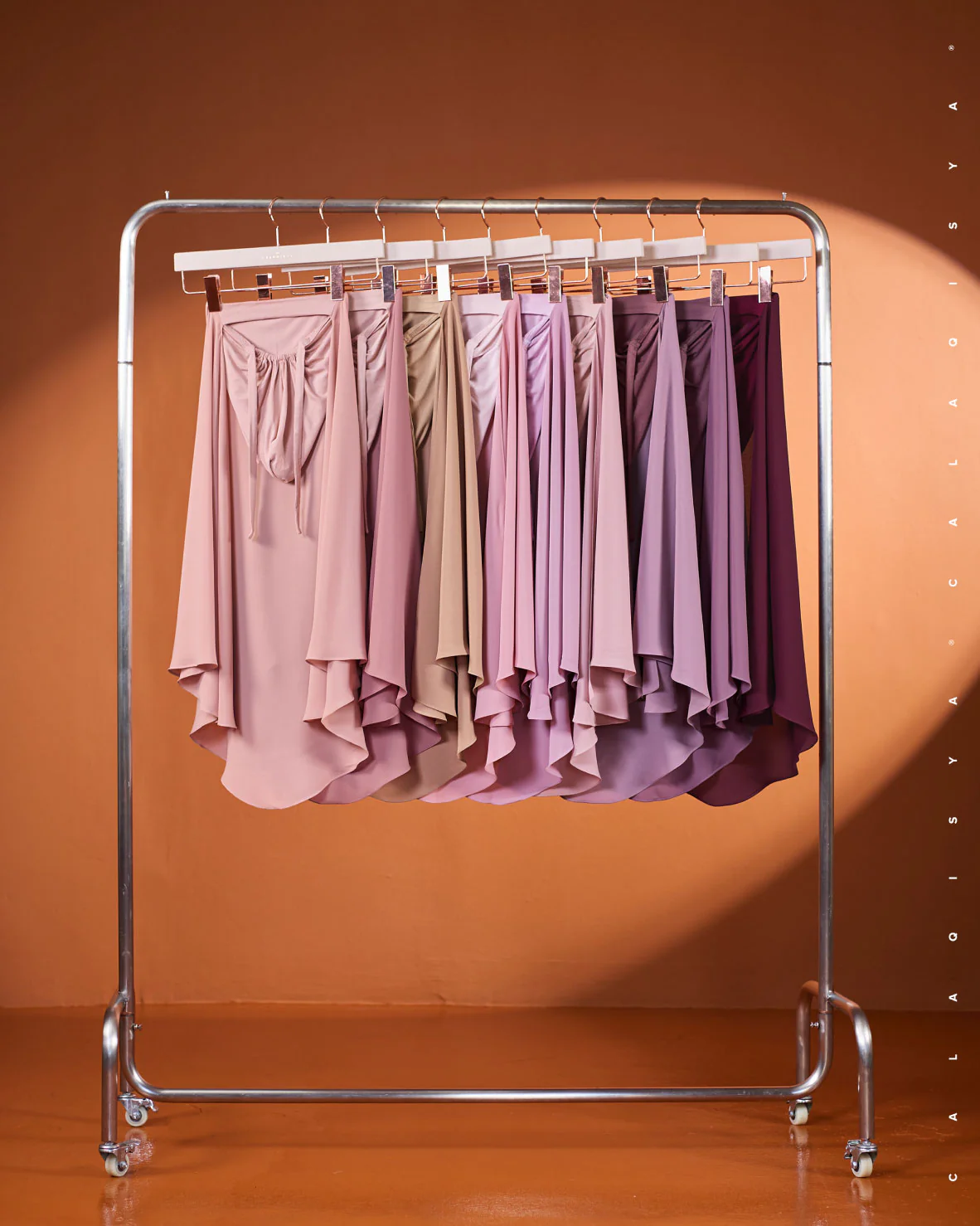 DANIAH TIE BACK UNDERCHIN IN ROSY TOUCH - Image 5