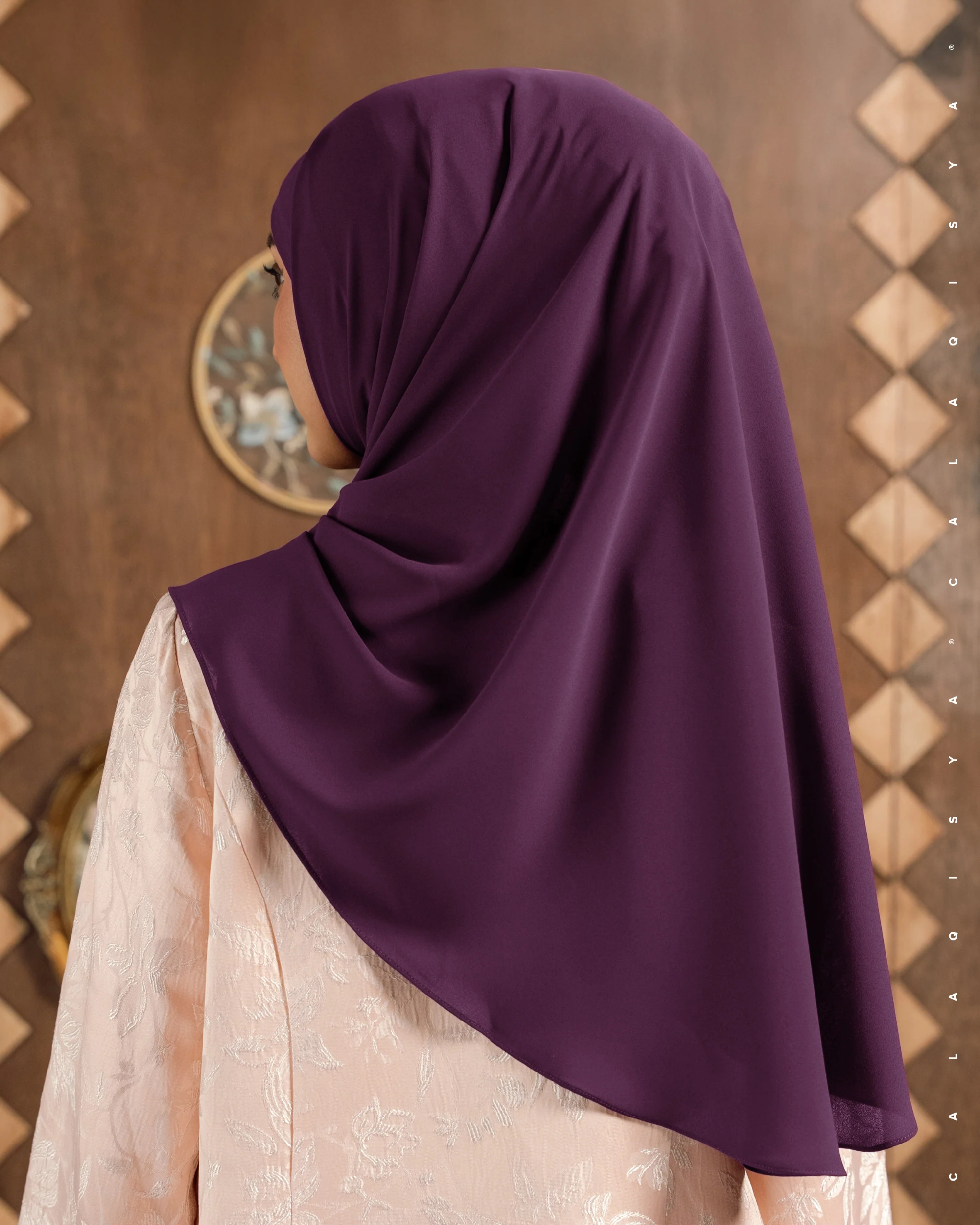 DANIAH TIE BACK UNDERCHIN (TRIANGLE) IN DARK PURPLE - Image 2