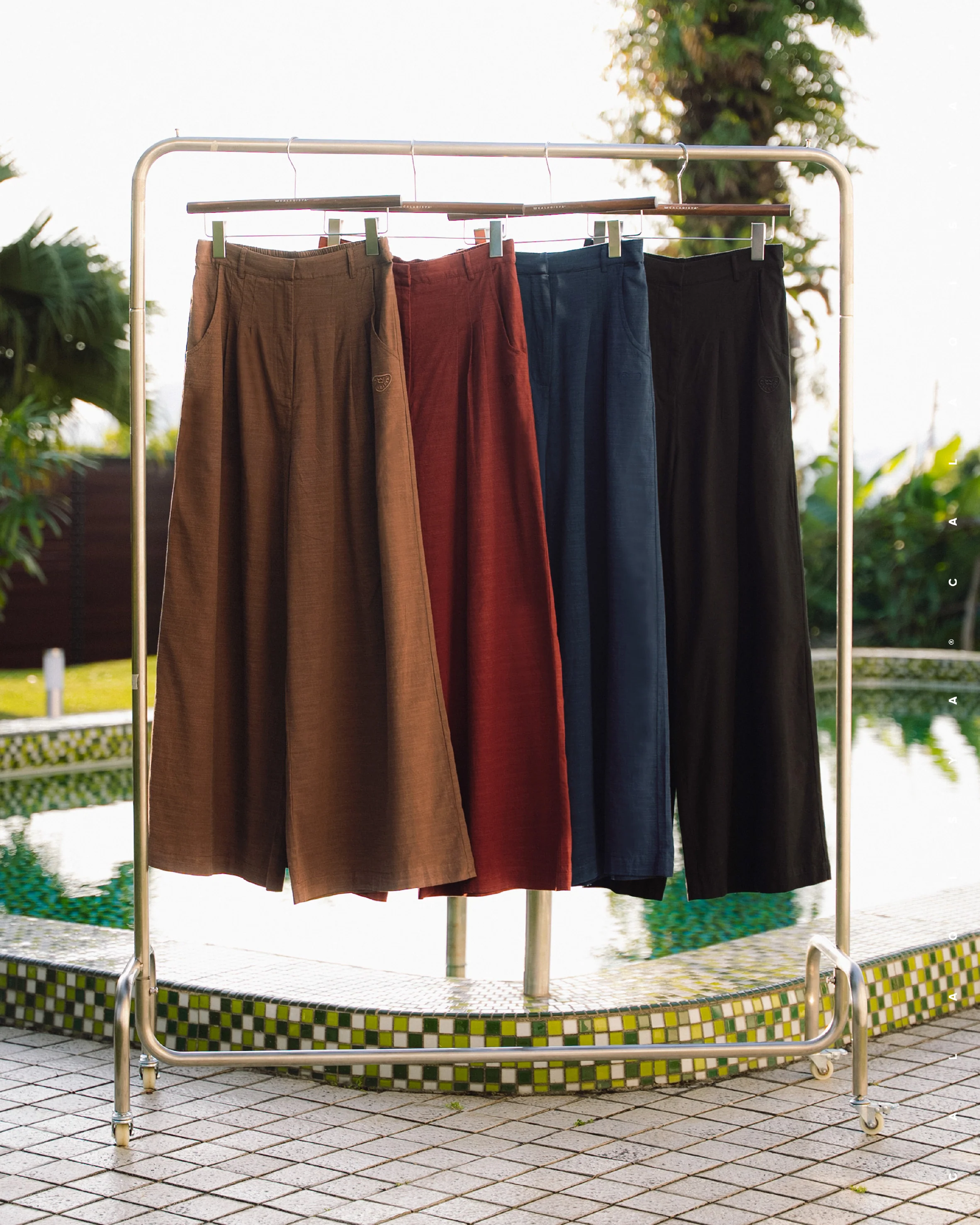 DOE PANTS IN BLACK - Image 4
