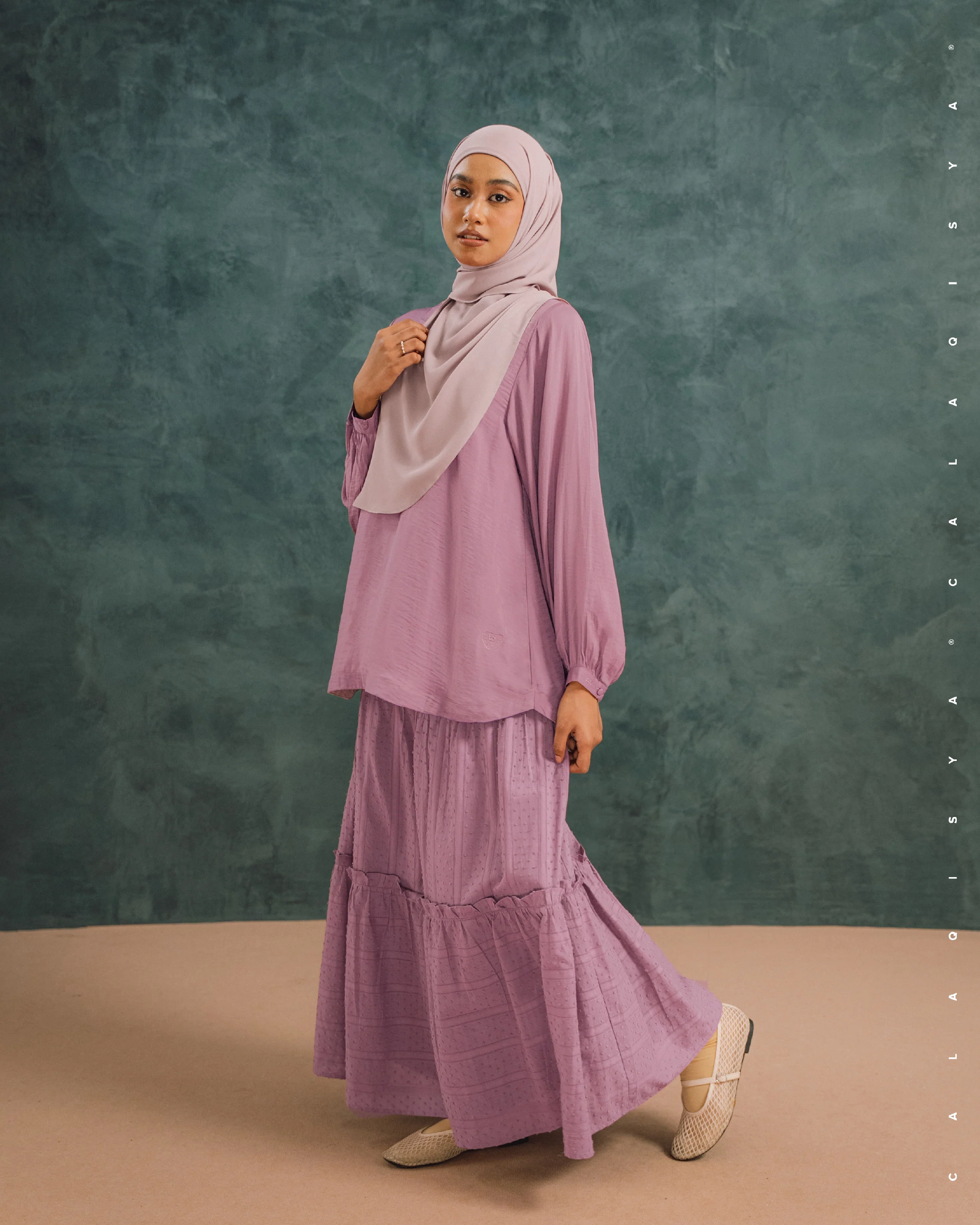 LAUREL BALLOON SLEEVE TOP IN MELLOW MAUVE - Image 4