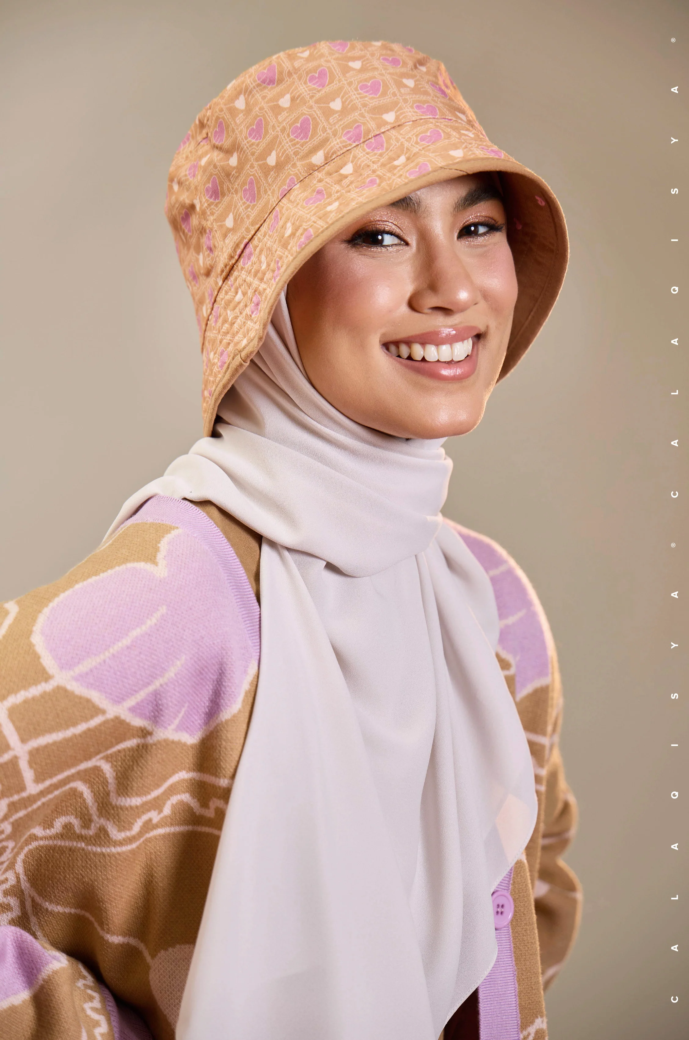 LOVE LETTERS : BUCKET HAT - Image 7