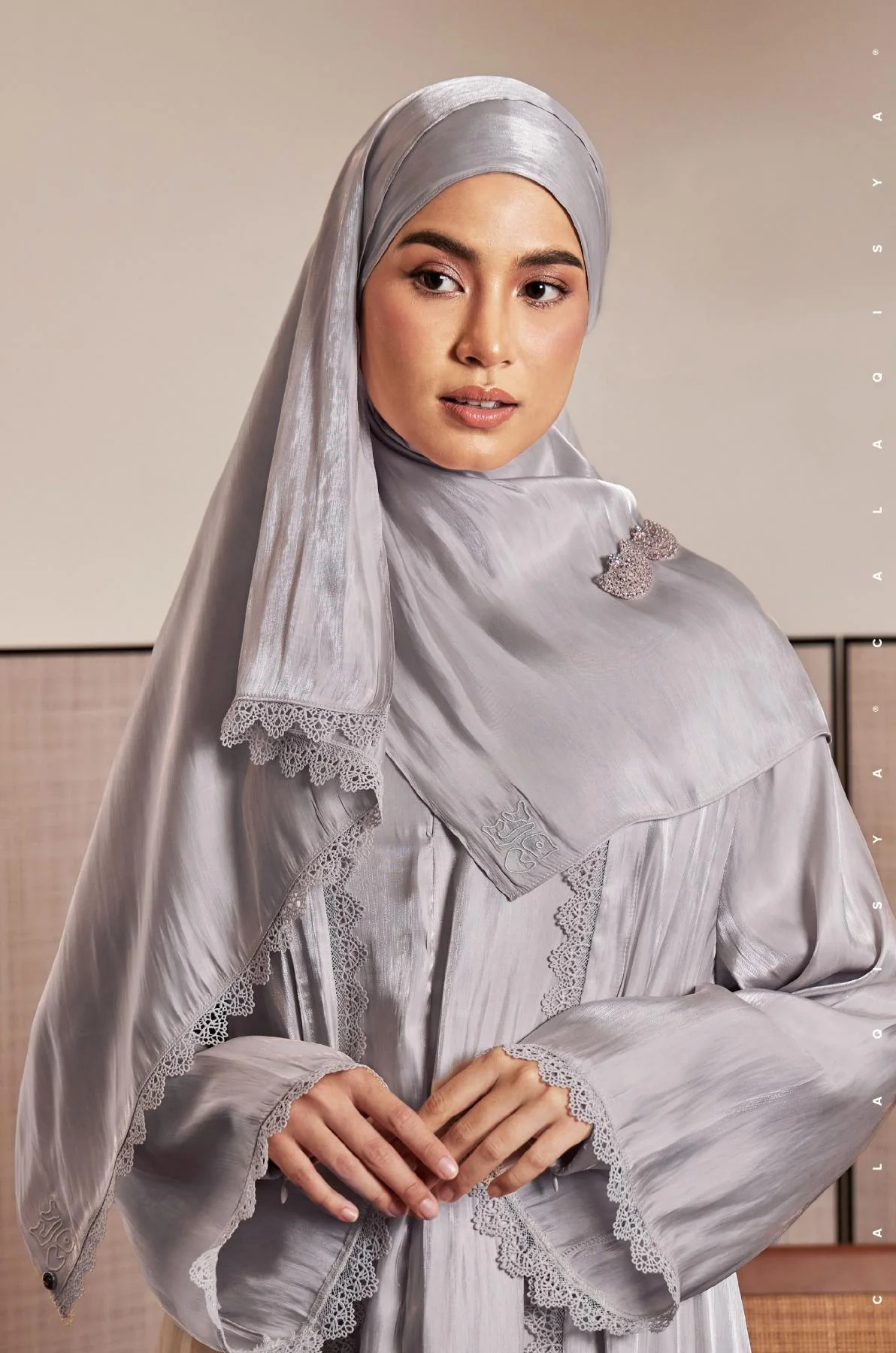 MALIKHA SHAWL IN NIMBUS CLOUD - Image 2