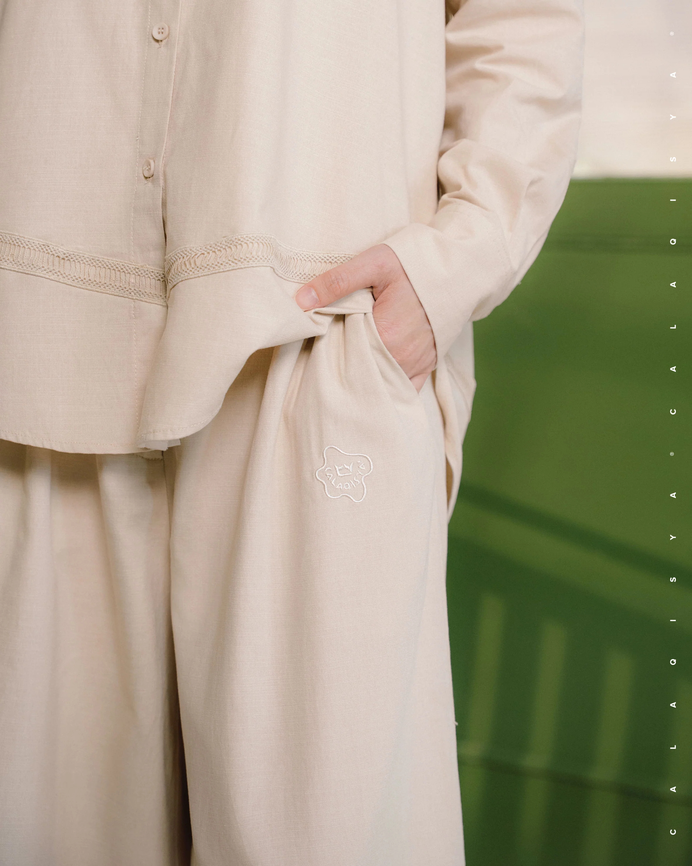 RESORT : KORA PANTS 2.0 IN BISCOTTI - Image 3