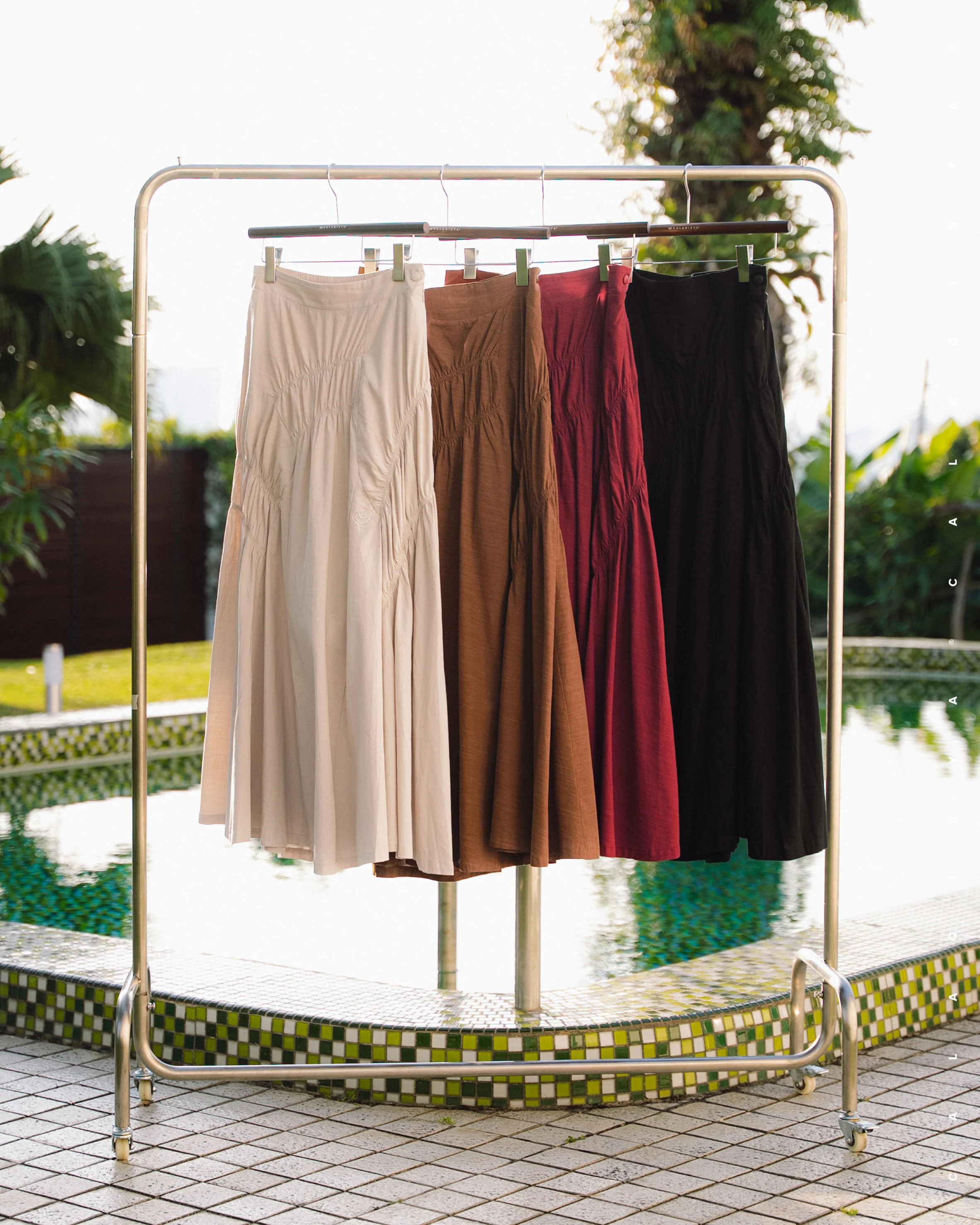 RESORT : RUYA GATHERED SKIRT 2.0 IN BISCOTTI - Image 4