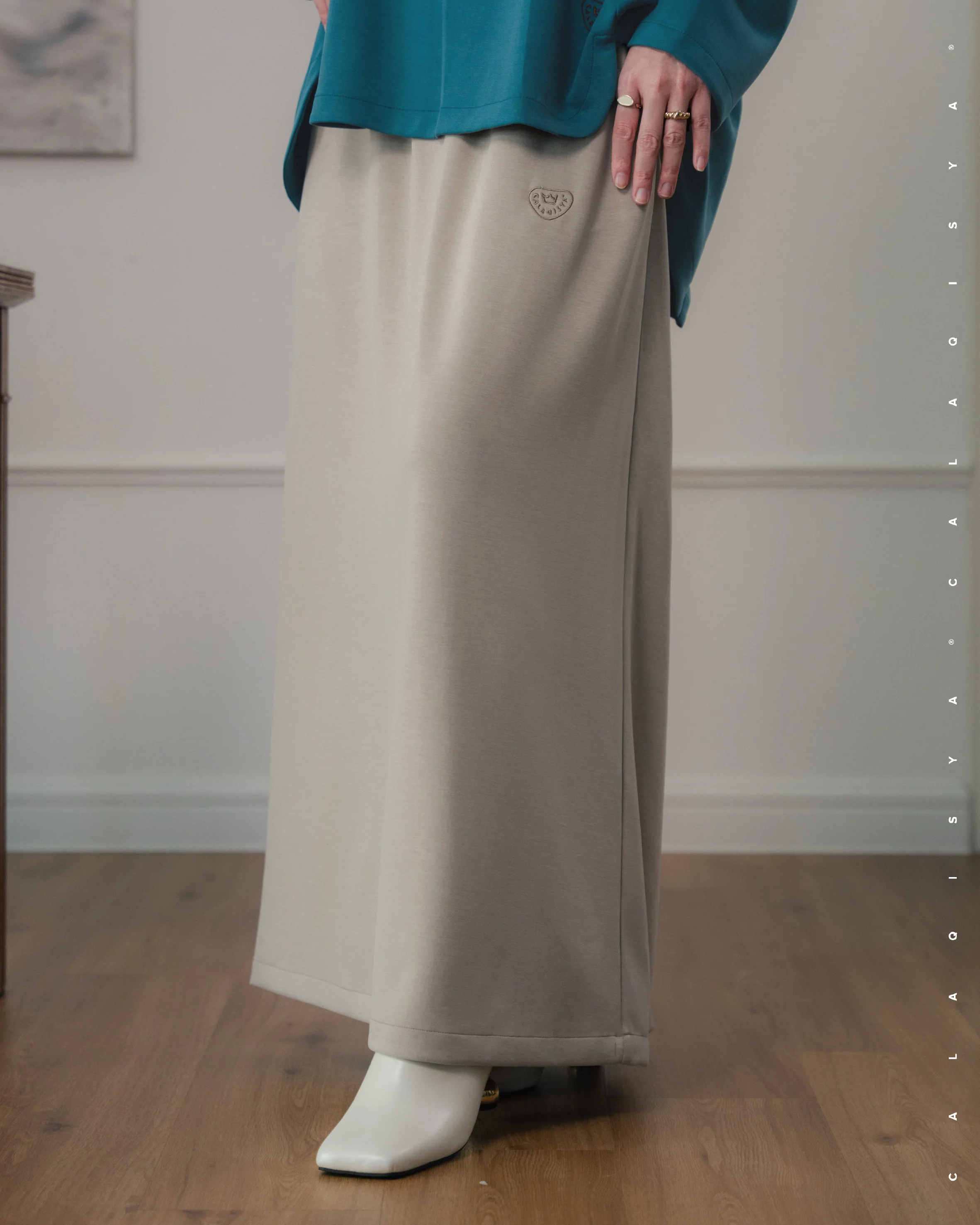 RUSH BREEN SKIRT IN CASTLE WALL - Image 4