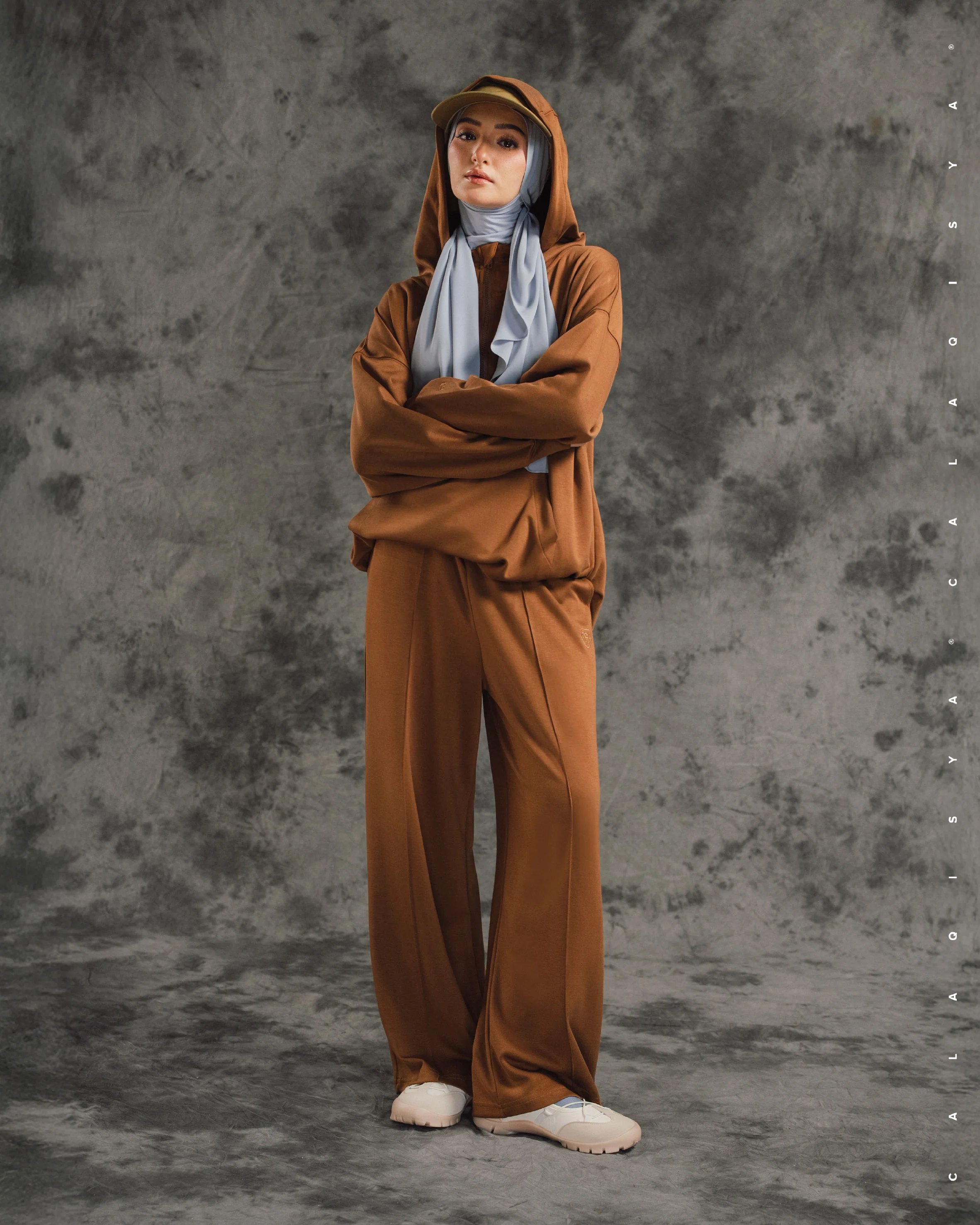 RUSH HOMEBODY IN CAROB BROWN
