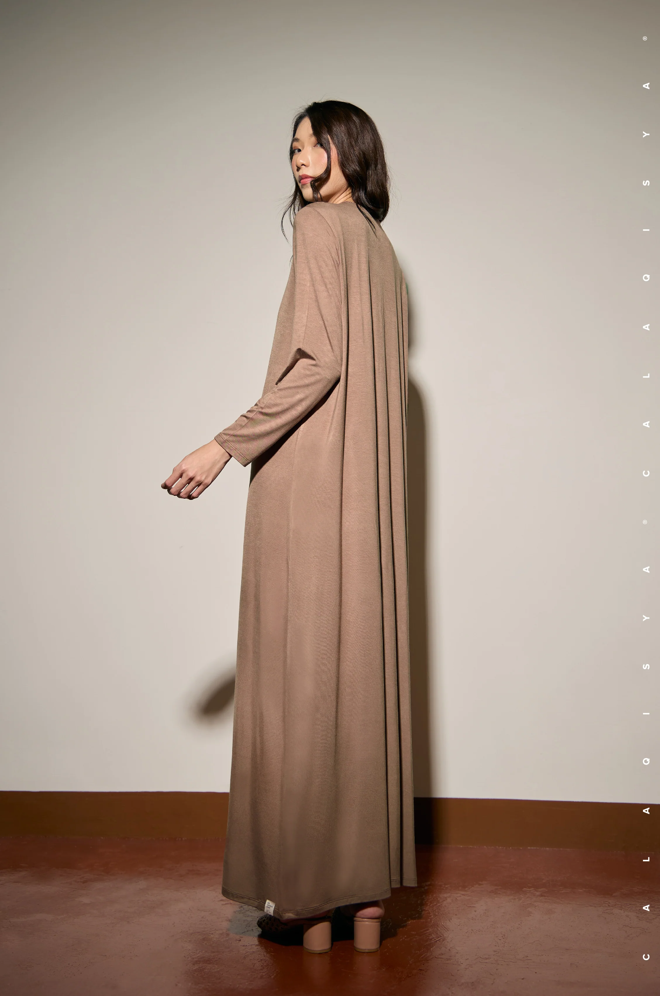 UNDERDRESS LONG SLEEVE IN BLACK - Image 3