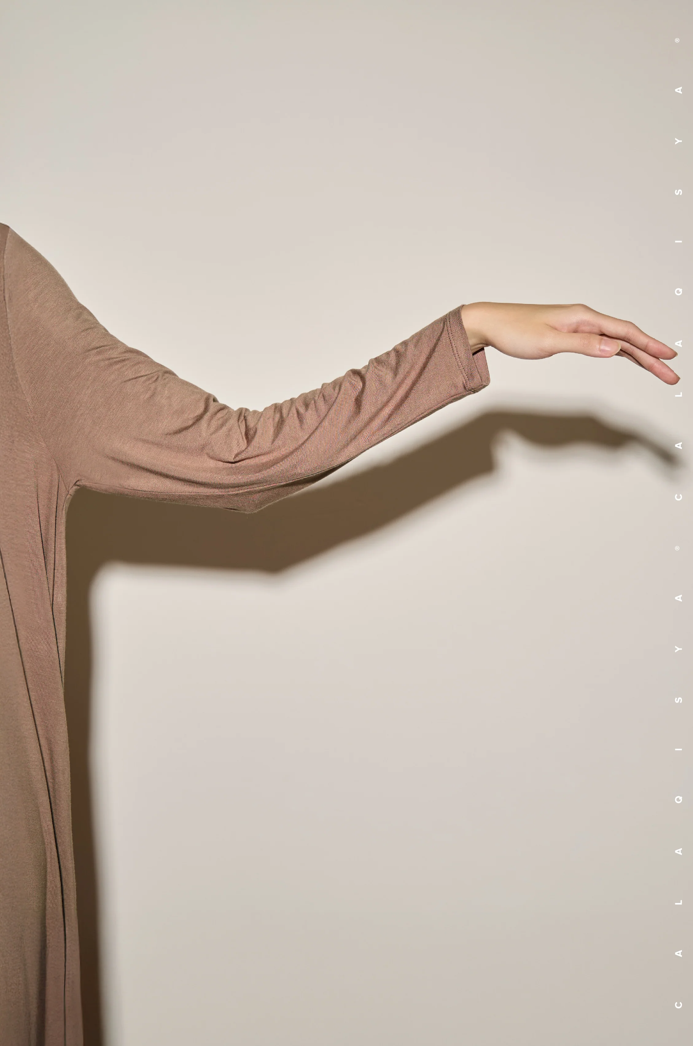 UNDERDRESS LONG SLEEVE IN BLACK - Image 5
